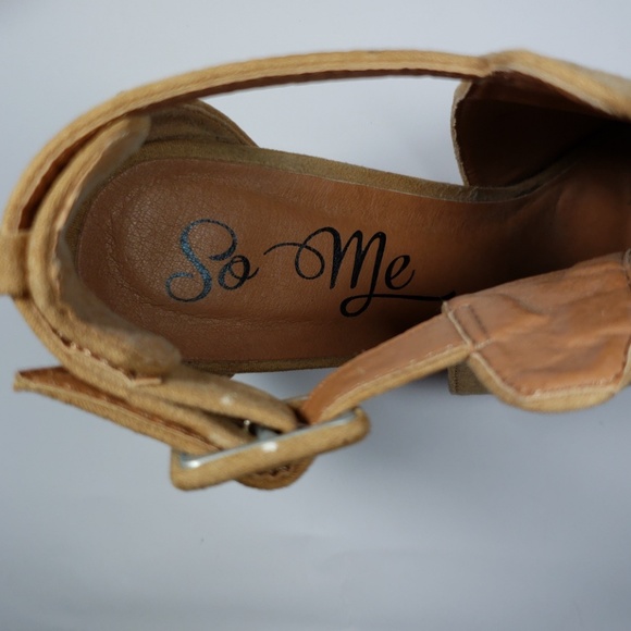 **SOLD*** Fashion Nova Heels - Picture 7 of 7